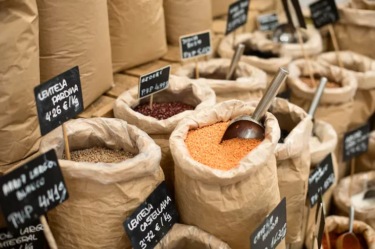 Vista aérea de almacén logístico alimentario